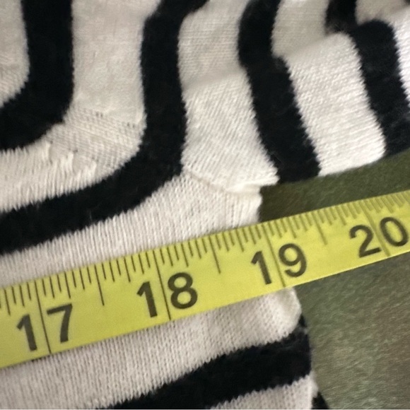 2/$20 J. Crew Striped Pullover Wool Blend Women's Size XL - Picture 6 of 8